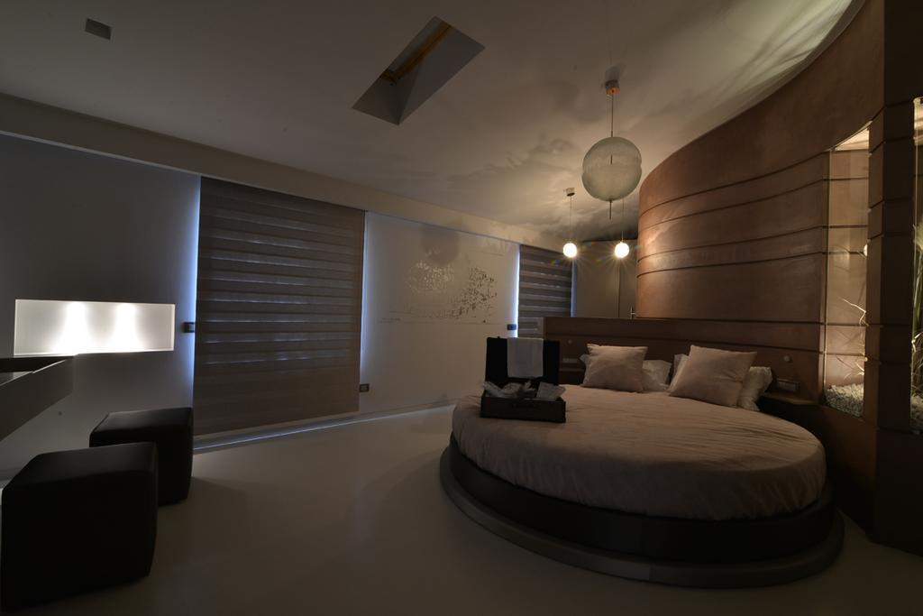 La Residenza Del Monaco Bianco Bed & Breakfast มาเตรา ภายนอก รูปภาพ