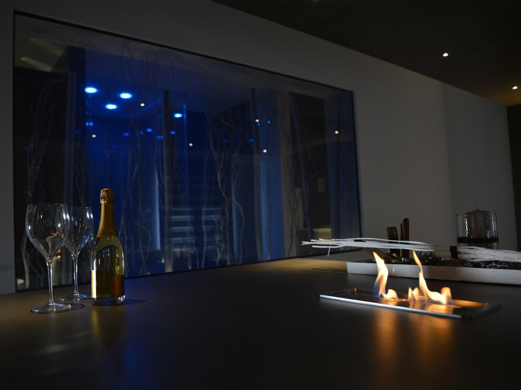 La Residenza Del Monaco Bianco Bed & Breakfast มาเตรา ภายนอก รูปภาพ