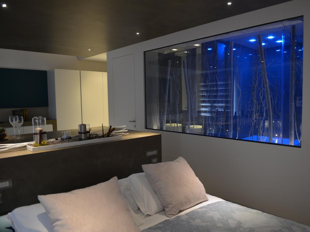 La Residenza Del Monaco Bianco Bed & Breakfast มาเตรา ภายนอก รูปภาพ