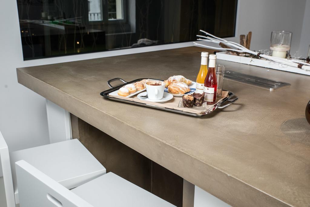 La Residenza Del Monaco Bianco Bed & Breakfast มาเตรา ภายนอก รูปภาพ