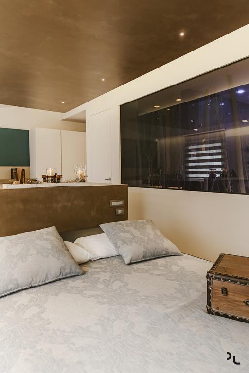 La Residenza Del Monaco Bianco Bed & Breakfast มาเตรา ภายนอก รูปภาพ